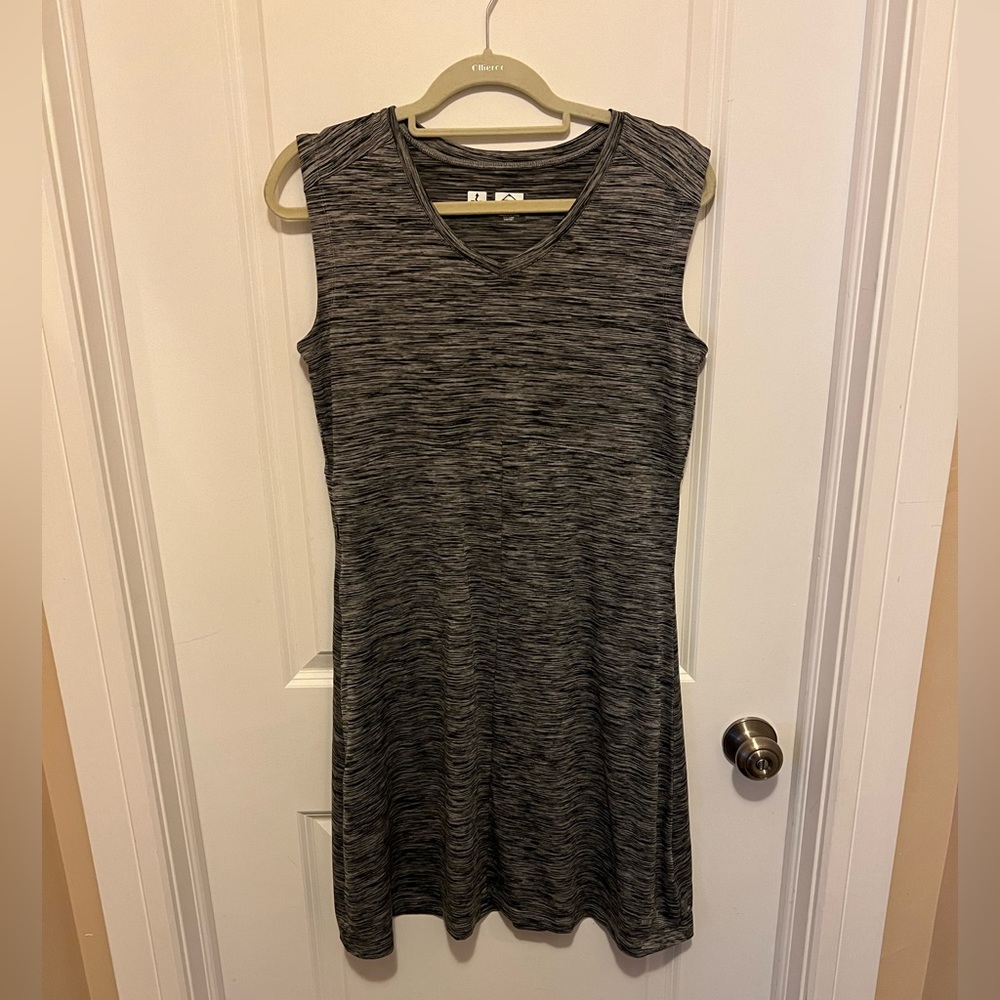 McKinley Grey Heather Travel/Active V-neck Dress Climate Regulation Sleeveless